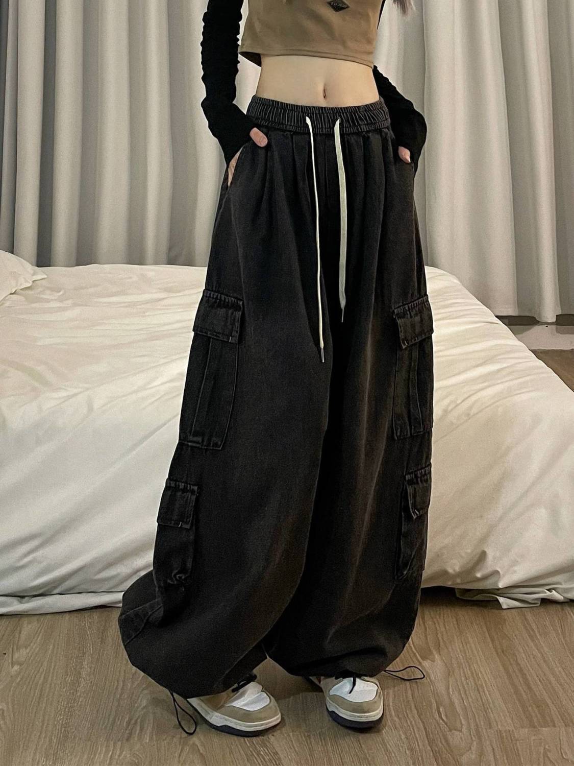 Tie Strap Baggy Cargo Jeans