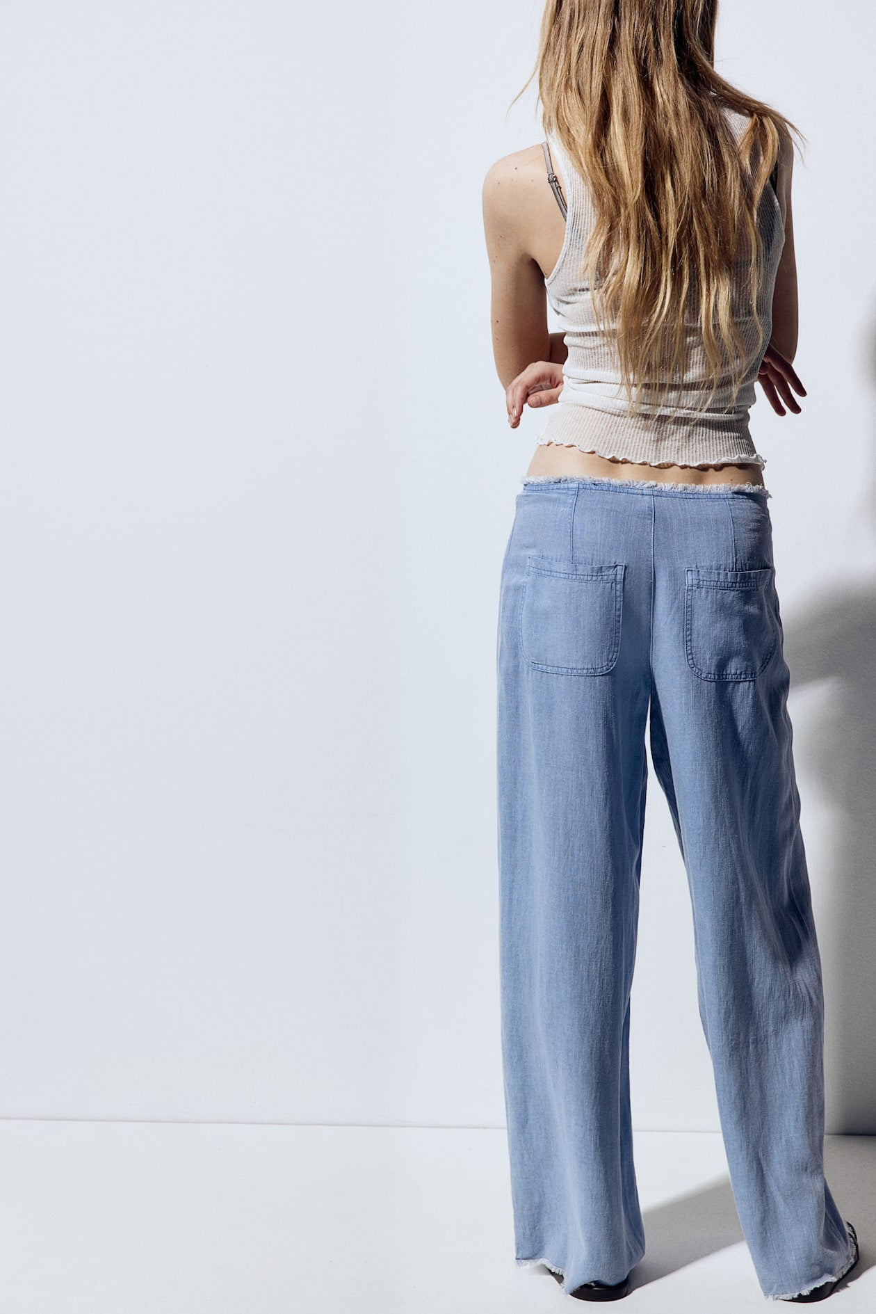 Frayed Slim Jeans