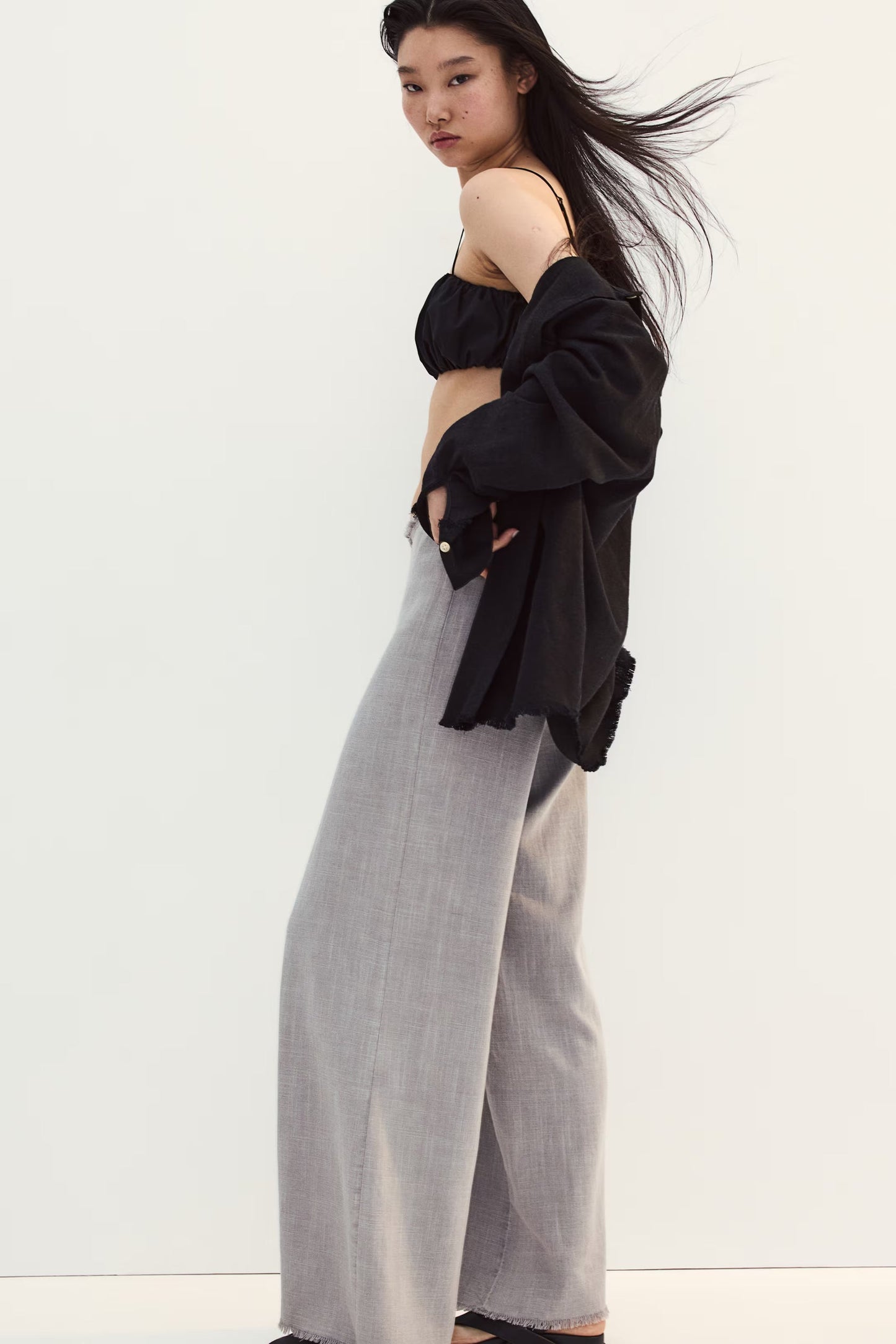 Frayed Slim Jeans