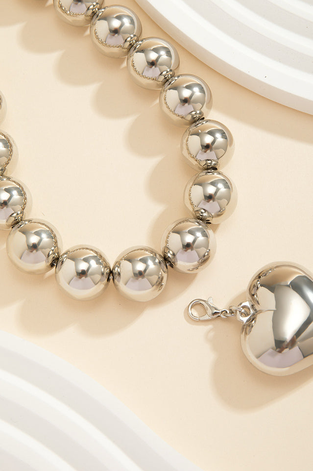 Exaggerated Pendent Chocker Necklace