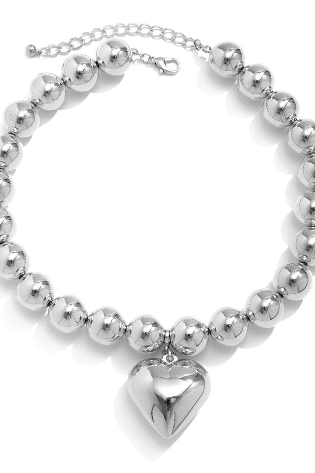 Exaggerated Pendent Chocker Necklace