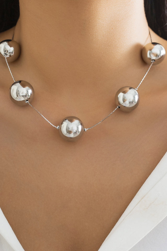 Exaggerated Pendent Chocker Necklace