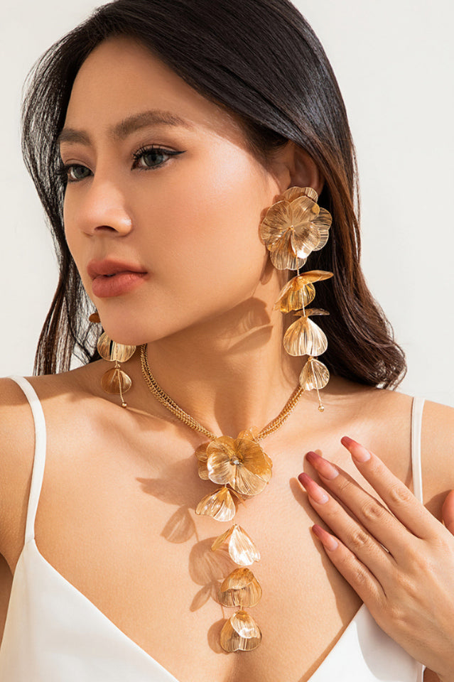 Floral Tassel Earrings & Necklace Set