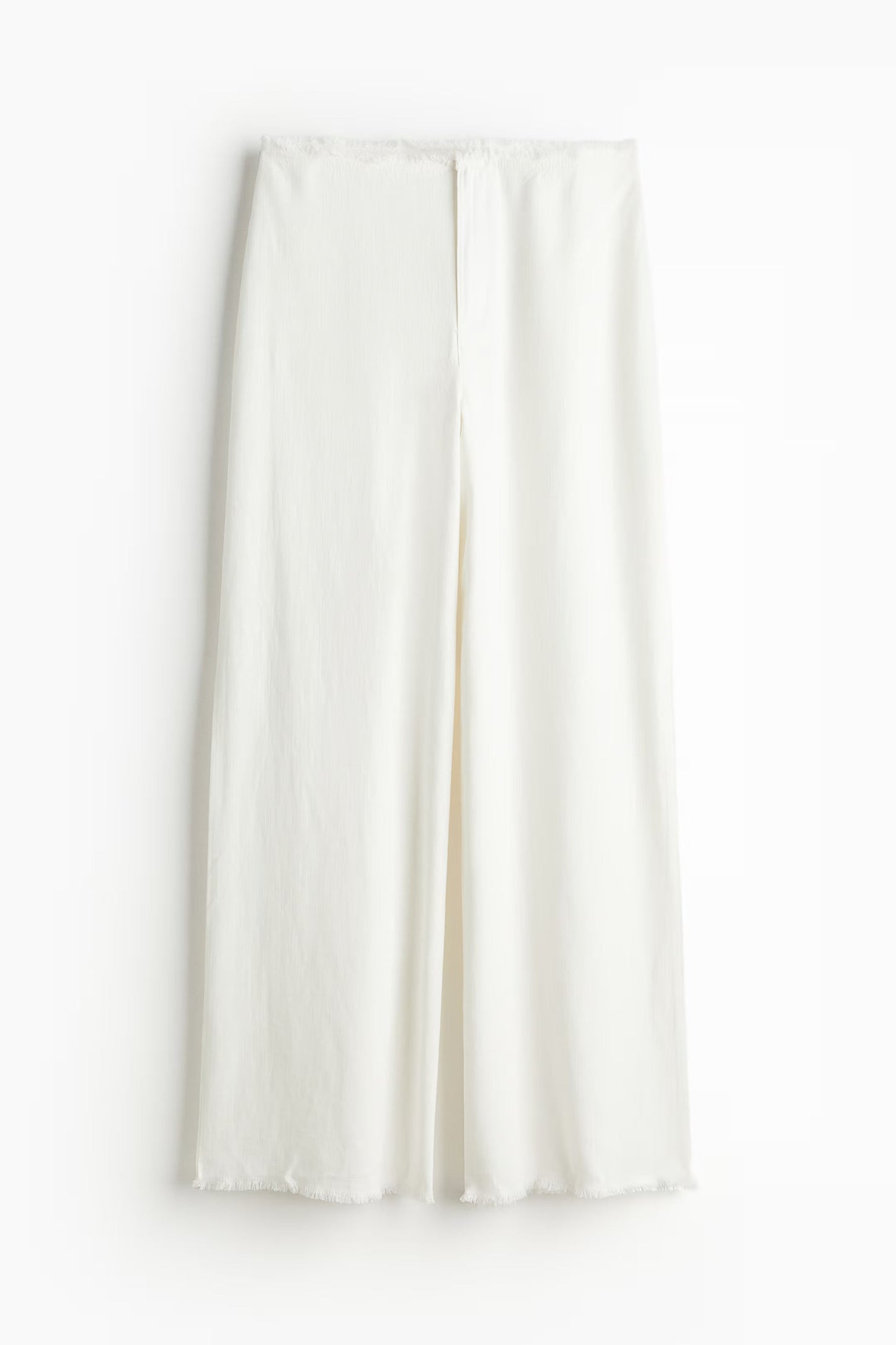 Frayed Slim Jeans