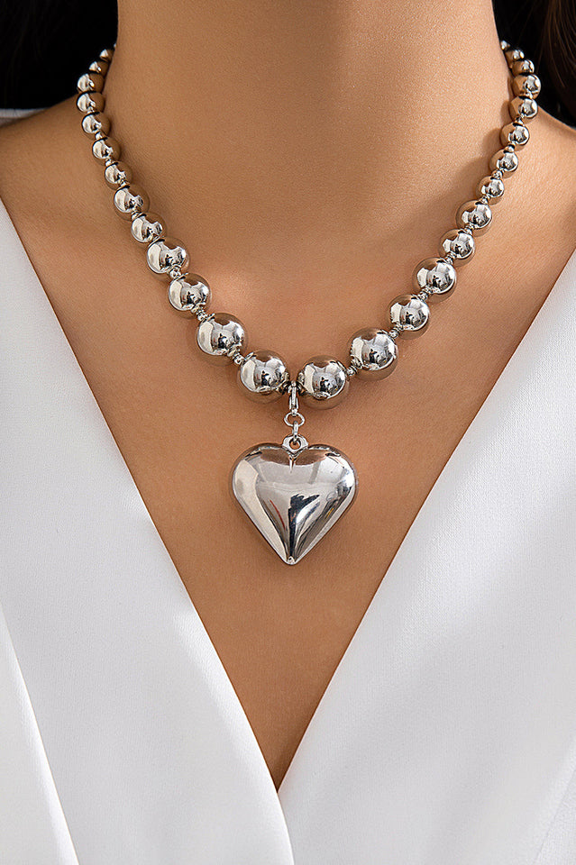 Exaggerated Pendent Chocker Necklace