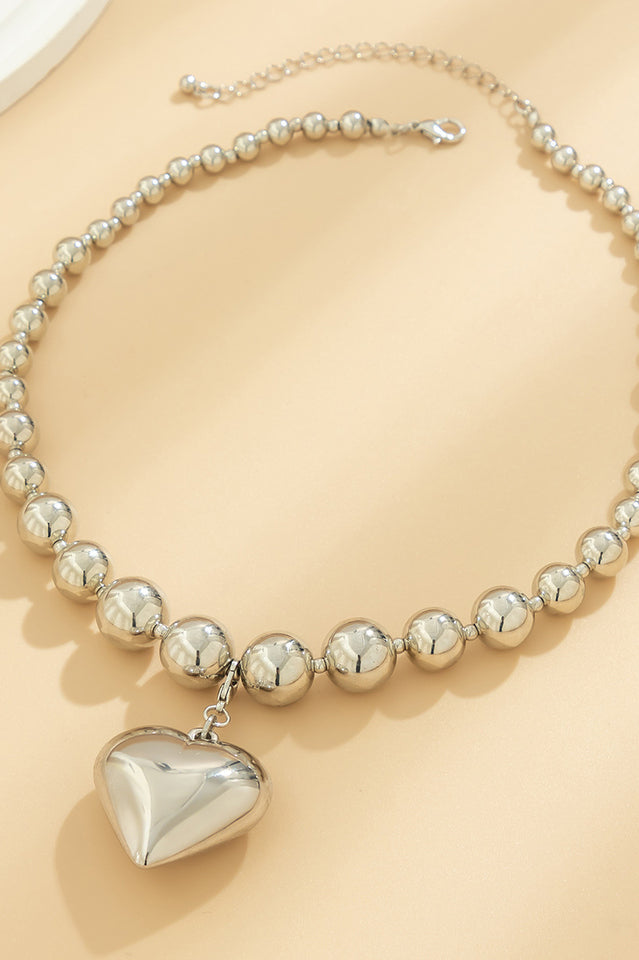 Exaggerated Pendent Chocker Necklace