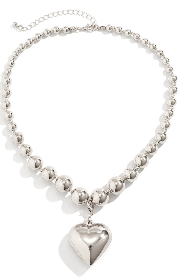 Exaggerated Pendent Chocker Necklace