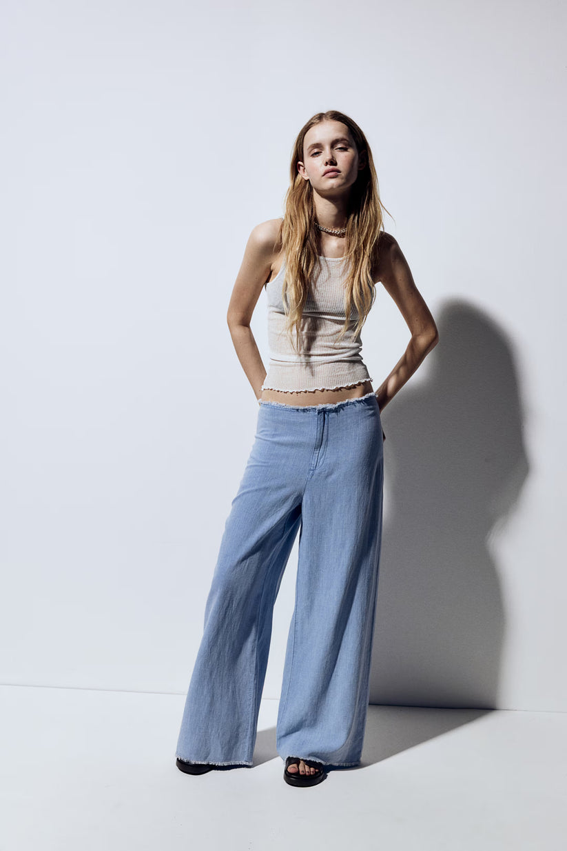 Frayed Slim Jeans
