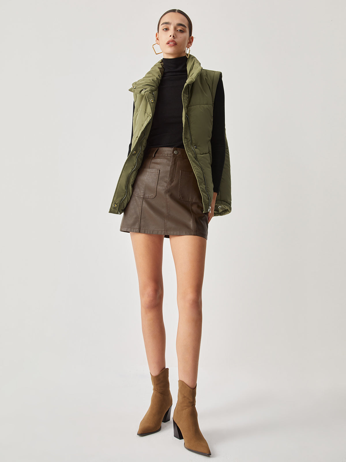 Double Pockets Stand Collar Quilted Puffer Vest