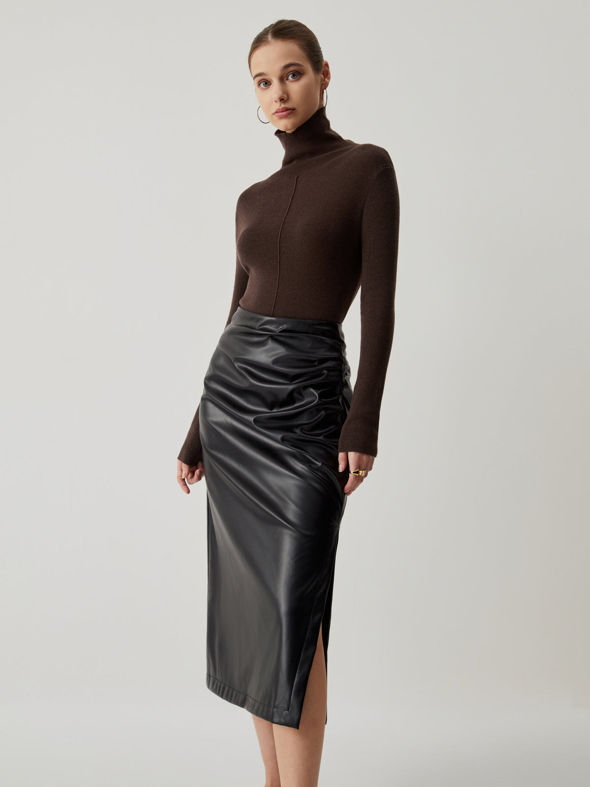 Solid Turtleneck Long Sleeve Knit Top
