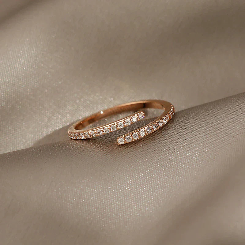 DULCIE RING