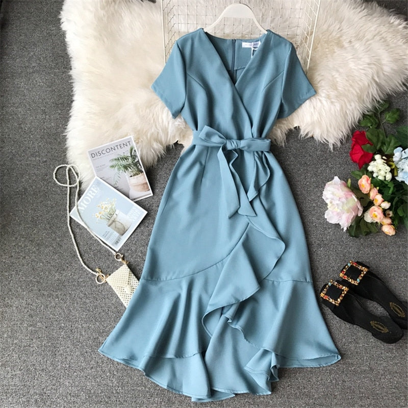 Casual Short-sleeved V-neck With Belt Dress Elegant Ladies Dress