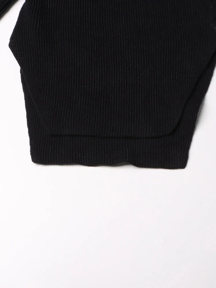 JILLI KNITTED CROP TOP