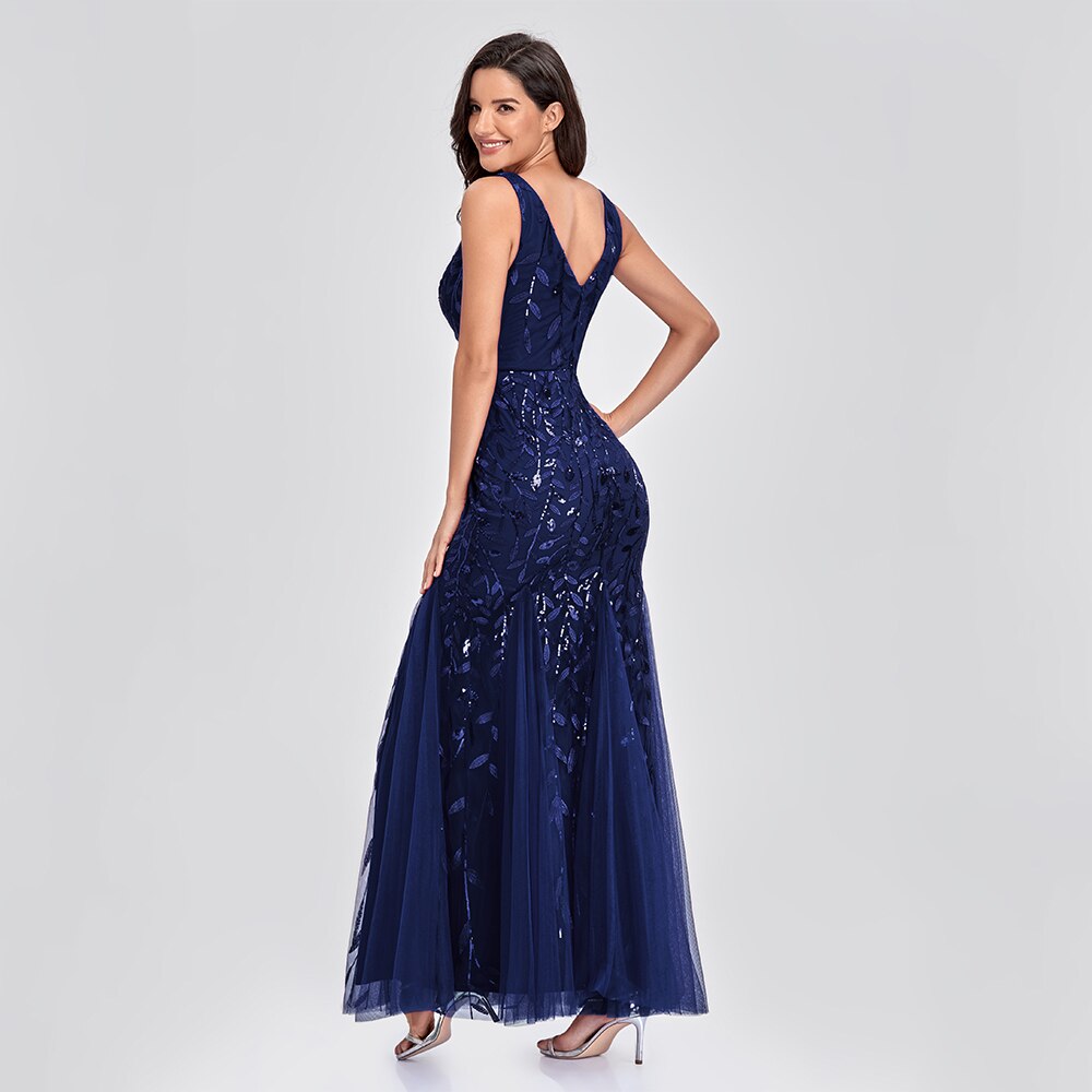 Sleeveless V-neck Tulle Sequins Cocktail Dress