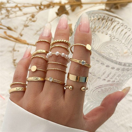 Punk Hollow: Bold 12pcs Gold Rings Set