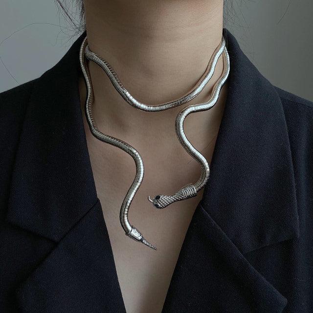 Serpentine Elegance Zinc Alloy Snake Chain Necklace