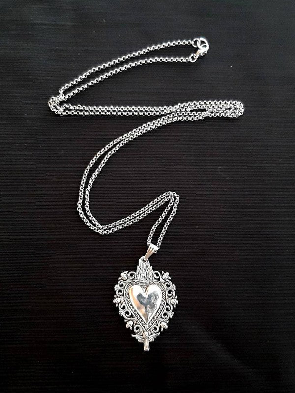 Vintage Gothic Heart Pendant Necklace