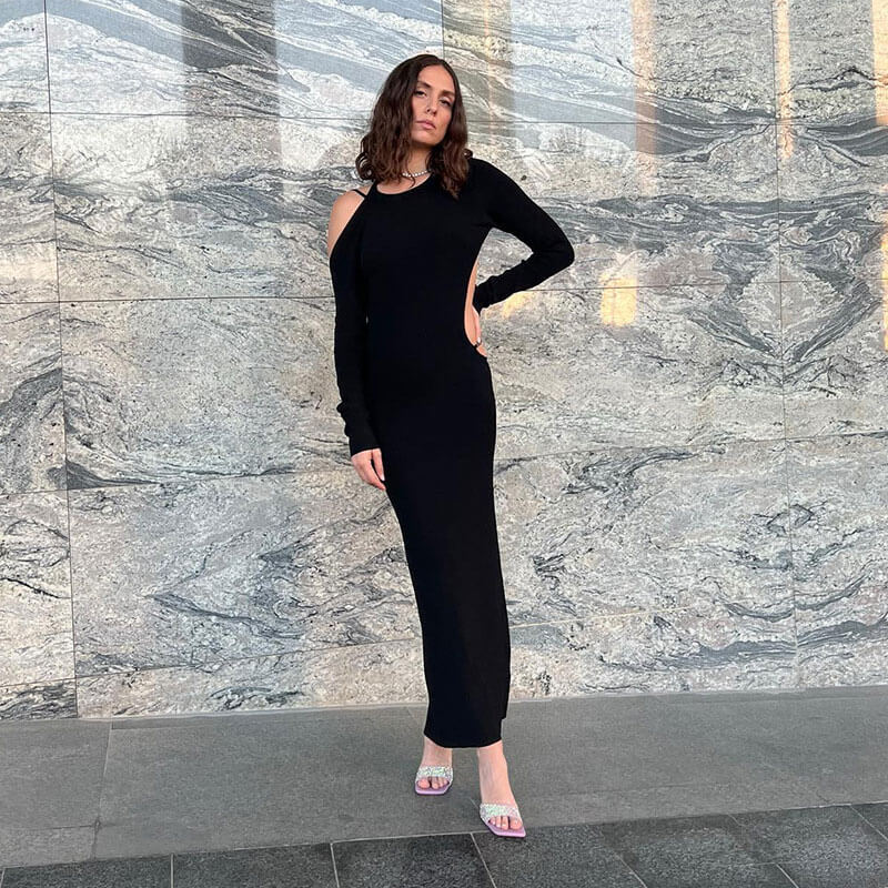 Ribbed Solid Color Cut Out Long Sleeve Maxi Dress - Black