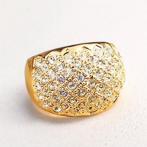 Rose Gold Brilliance: Rhinestone Chunky Ring
