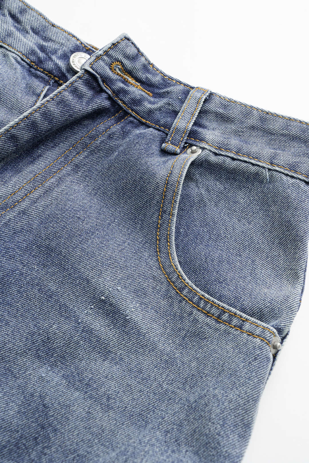 Denim Ripped Barrel Jeans