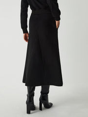 Essential Pockets Flowy Midi Skirt