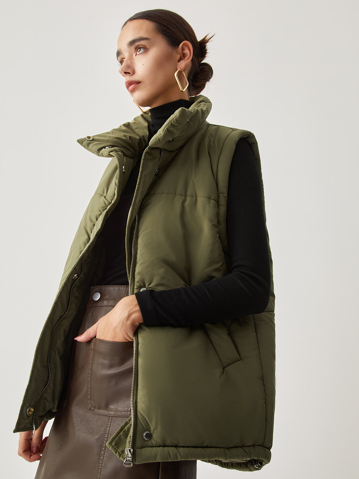 Double Pockets Stand Collar Quilted Puffer Vest