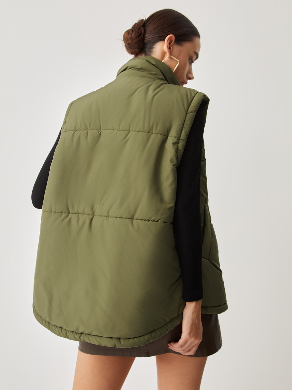 Double Pockets Stand Collar Quilted Puffer Vest