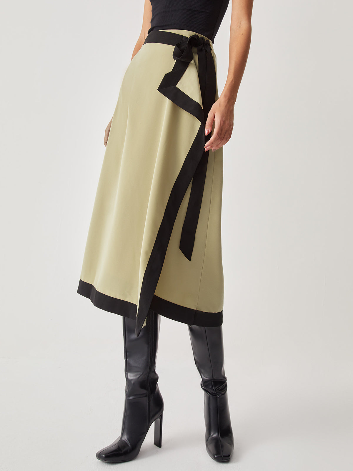 Tie Front Contrast Trim Midi Skirt