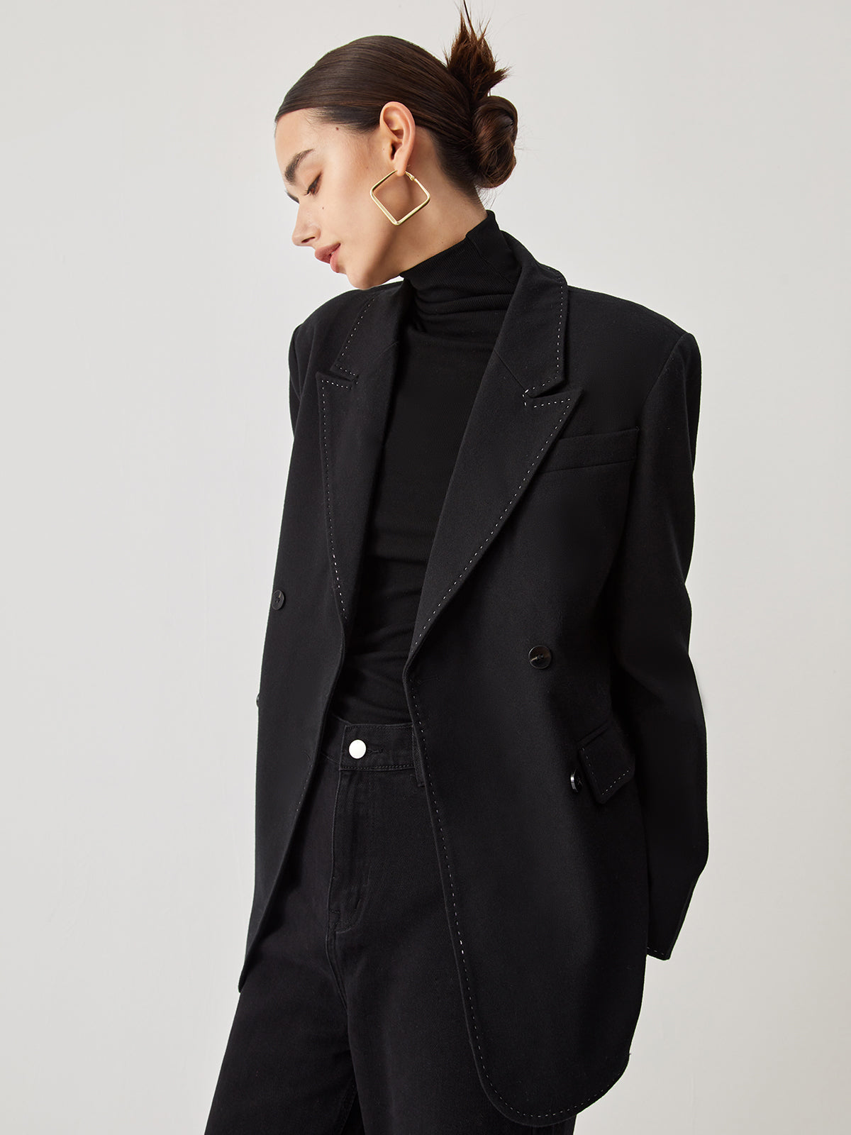 Contrast Stitches Structured Blazer