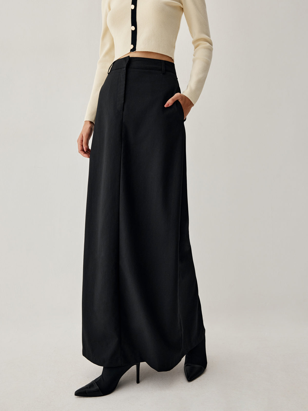 Double Pockets High Waist Maxi Skirt