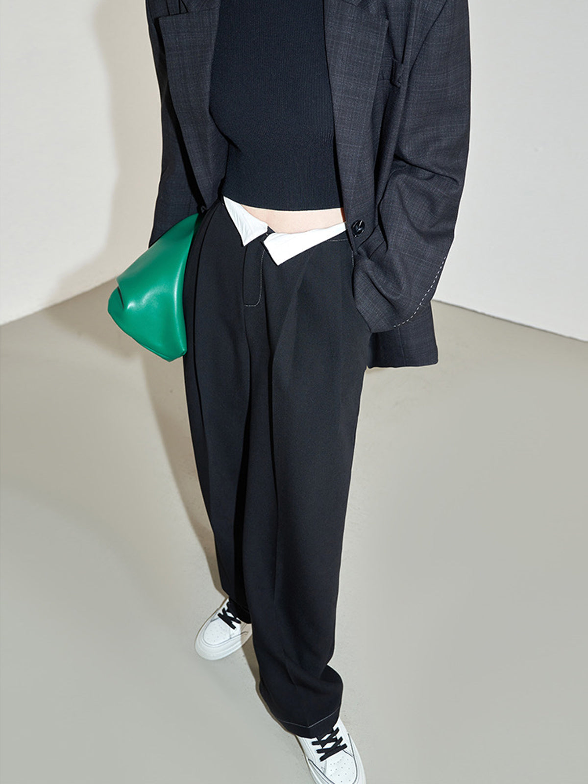 Contrast Binding Straight Leg Pleated Long Pants