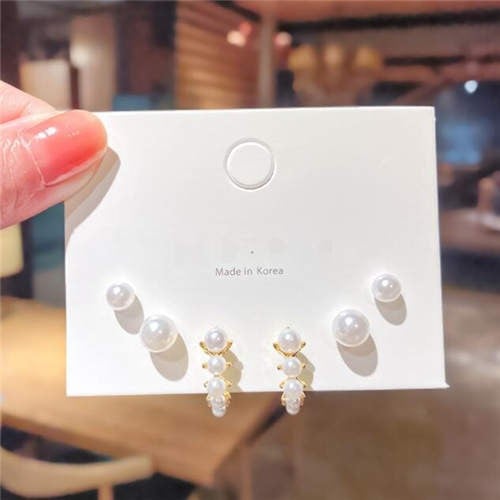 Pearlescent Kpop Trend Set