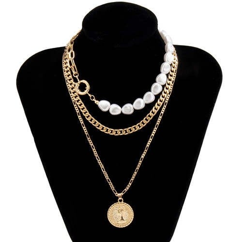 Baroque Portrait: Pearl Triple Layer Necklace