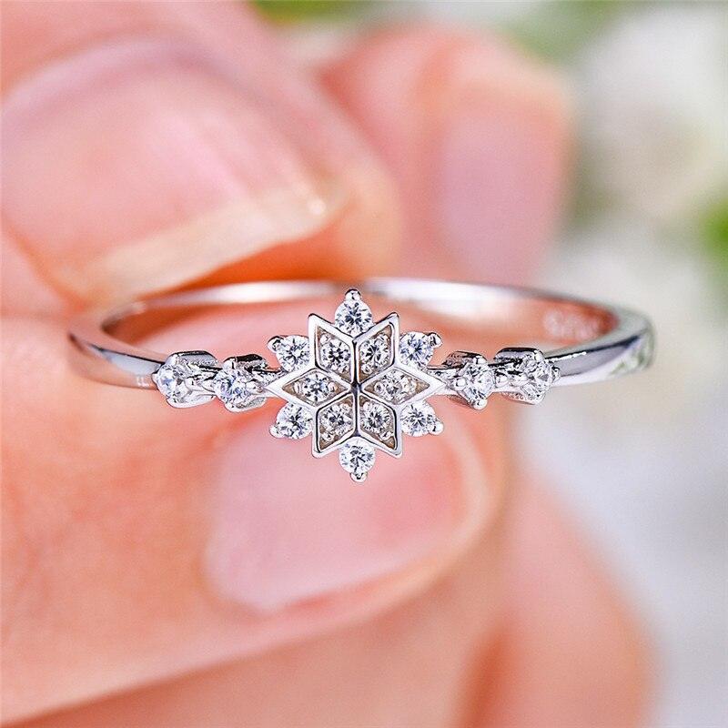 Luxury  Flower Snowflake Ring