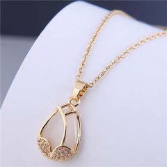 Tulip Gold: Rhinestone Korean Necklace