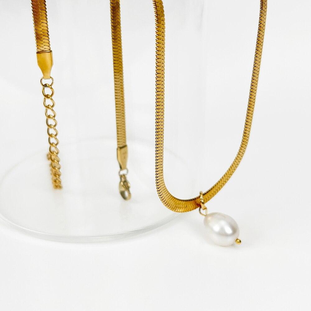 Opulent Flat Snake Titanium Pearl Necklace