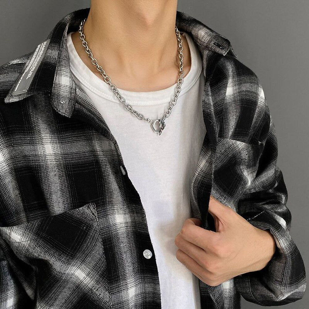 Lumière Éclatante Lightning Hexagon Steel Necklace