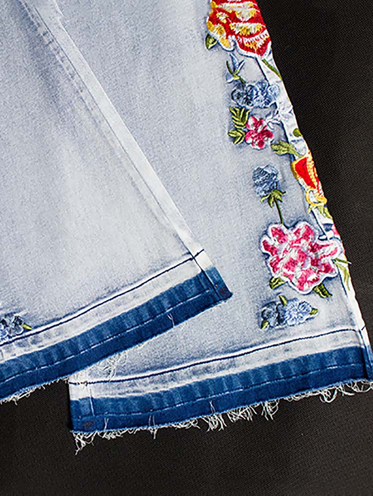 Embroidered Bell-bottom Jeans