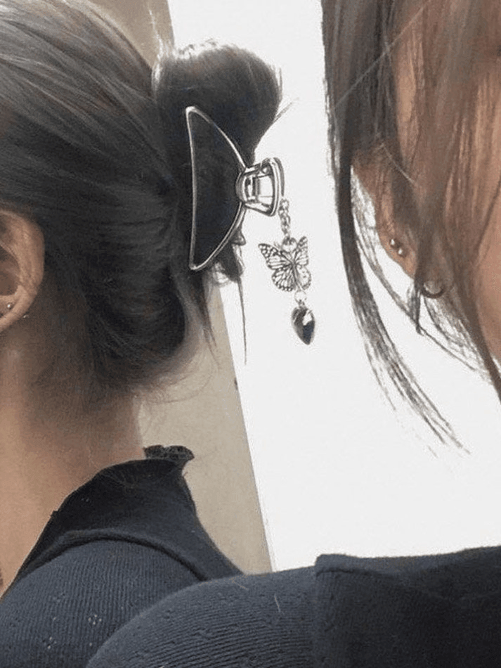 Butterfly Chain Decor Hair Claw